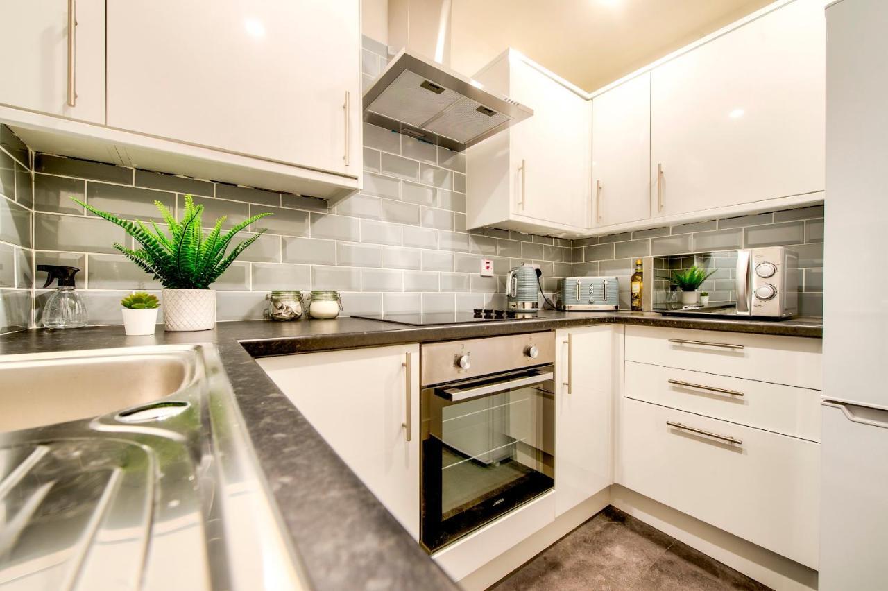 Pass The Keys Stylish 2 Bed In Heart Of West End Apartamento Glasgow Exterior foto